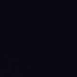 夜のビルの写真